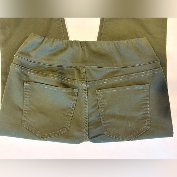 Christopher & Banks Hunter green jegging size 4 short NWT - Picture 4 of 7